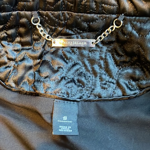 WHBM Thin Quilted Outer Vest Black - Picture 9 of 10